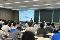 參加STEAM課程，清華大學教授的講解深入淺出，發人深省。
