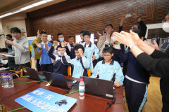 WhatsApp-Image-2025-11-19-at-18.20.15