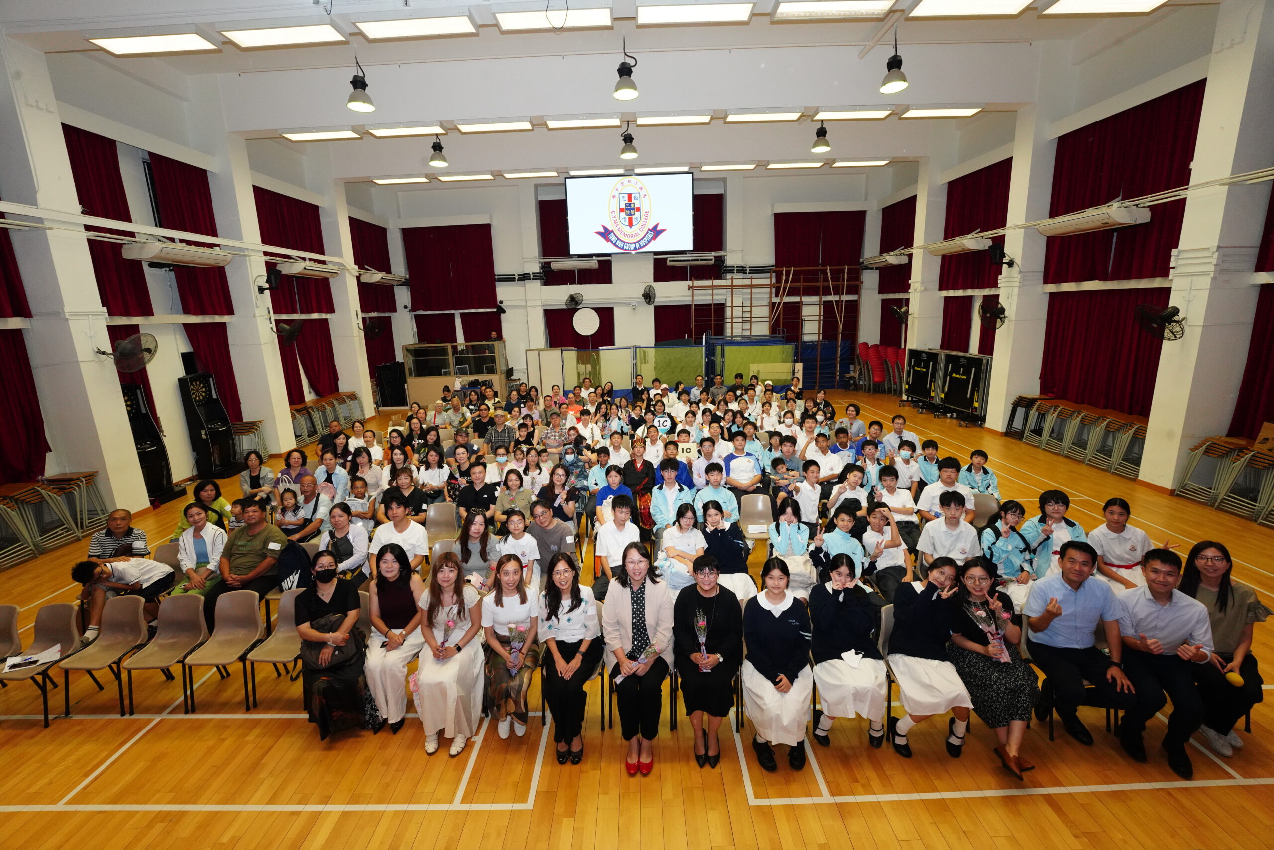 中一家長晚會暨開放中一課室